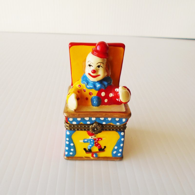 clown in the box toy