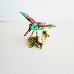 Rucinni Hummingbird Trinket Box, Swarovski Crystals, 3.25 in