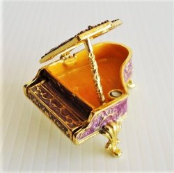 '.Piano Trinket Box, Objet dArt.'