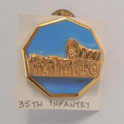 35th US Army Infantry DUI Insignia Pin, E25 