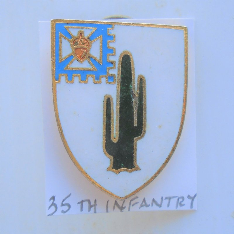 35th U.S. Army Infantry Regiment 1960s DUI Insignia Pin. Used from 1960 to 1965