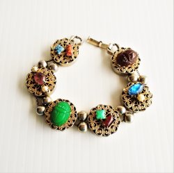 '.Unusual Bracelet, Kitschy.'