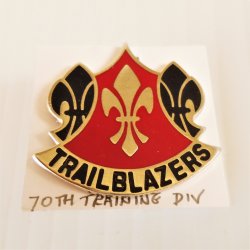 '.70th Army Training DUI pin.'