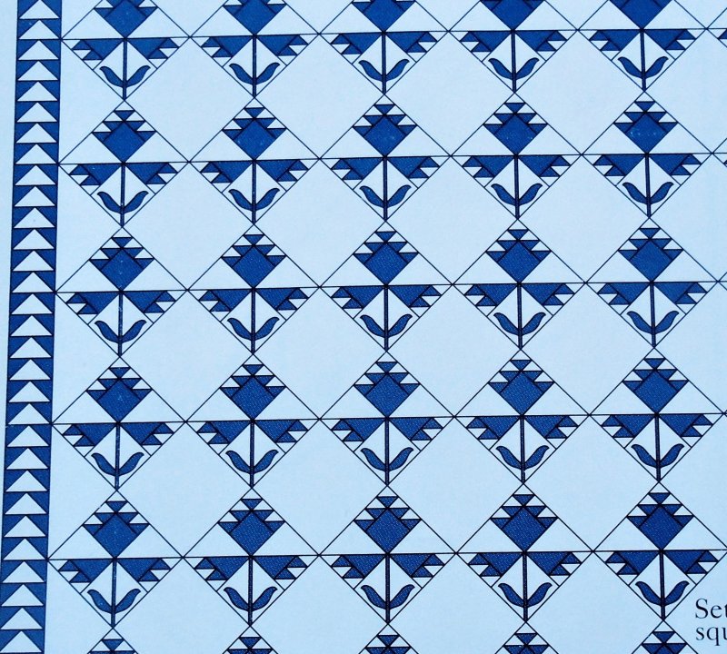 English Ivy quilt pattern with templates. Gives sizes and information for making a 75 by 75 inch quilt.