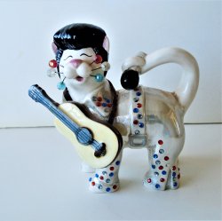 ‘The Idol’, Elvis Presley Cat Figurine, Lacombe 15485
