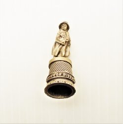 Uneeda Biscuit Collectible Pewter Thimble