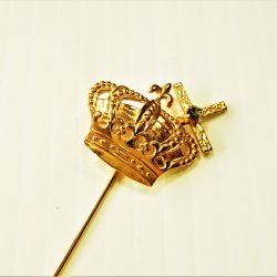 '.Stick Pin, Crown and Cross.'