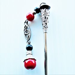 '.Hair Stick Pin with Tassel.'