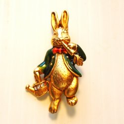 Peter Rabbit Pin Brooch, Signed Danecraft, 1980s