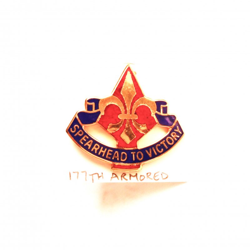 177th U.S. Army Armored Brigade DUI Insignia Pin. It has the motto “Spearhead To Victory”.