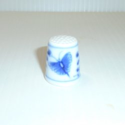 Vintage Bing & Grøndahl Denmark 4801 Butterfly Thimble