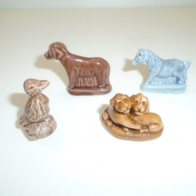 Red Rose Tea, Wade Figurines, 4 pcs from the Pet Shop Series
