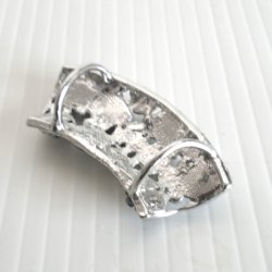 '.Shimmering Scarf Ring.'