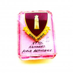 47th Armored Field Artillery Enamel Insignia DUI Pin, 1940s