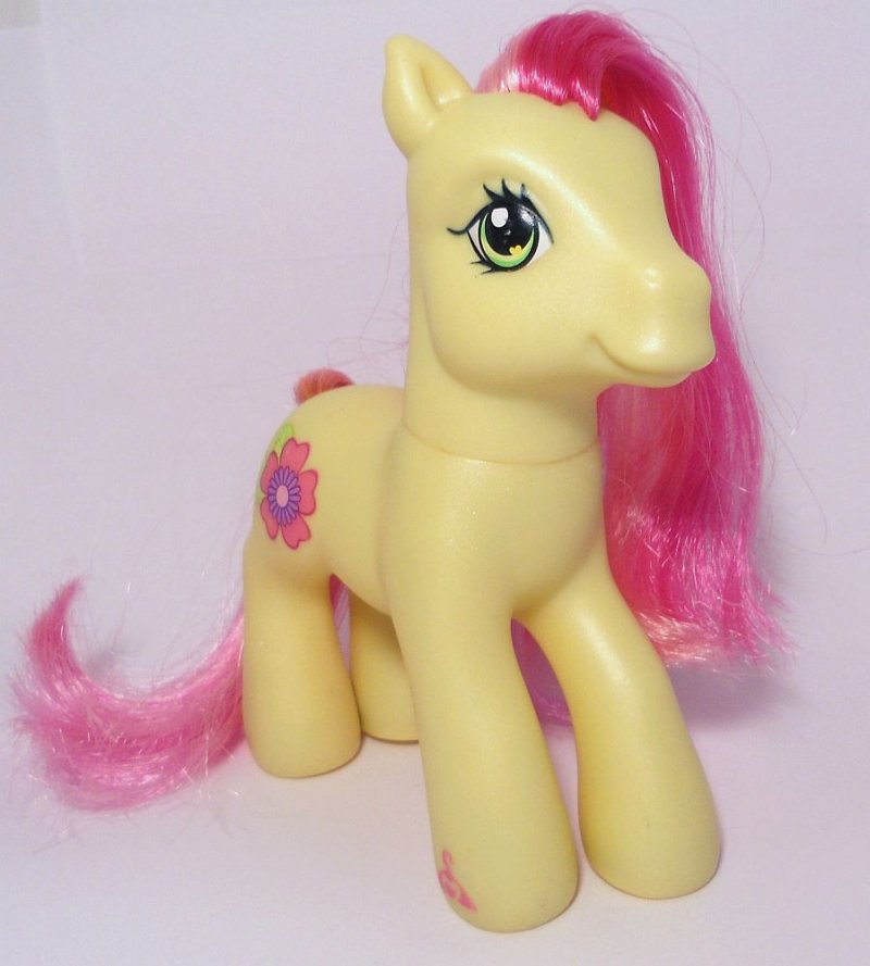 My Little Pony Royal Bouquet II G3 yellow pony loose