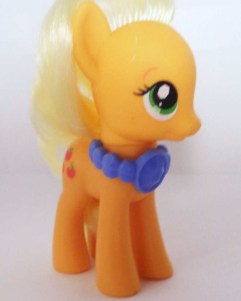 My Little Pony Applejack G4 loose orange pony