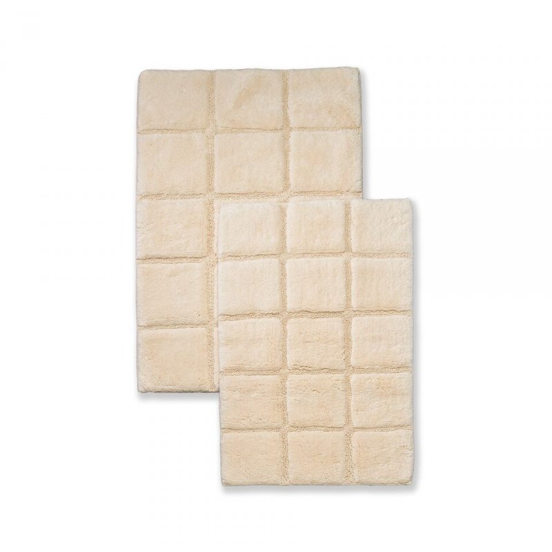 Made of combed cotton these rugs are made to last and are able to go through the washing machine without any wear and tear or fade of color. Each set comes with two bath rugs of matching color.