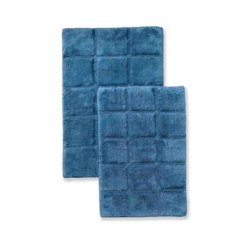 Made of combed cotton these rugs are made to last and are able to go through the washing machine without any wear and tear or fade of color. Each set comes with two bath rugs of matching color.