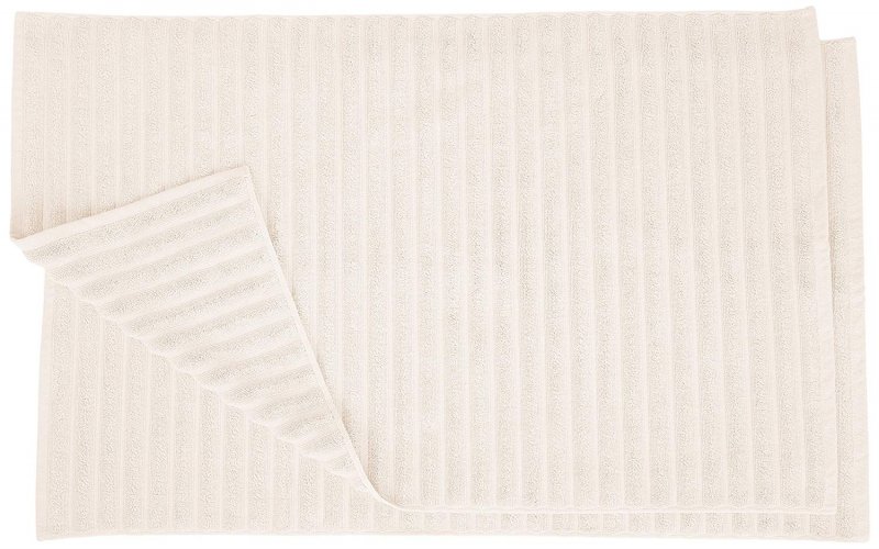 Superior's 100% Premium Cotton is specially combed to remove all but the finest and longest fibers, making these bath mat towels the ultimate in luxury.