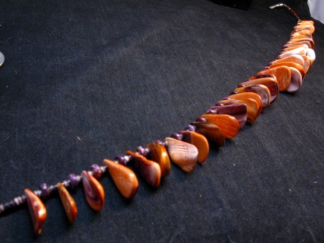 Image 6 of Unique Everett & Mary Teller Navajo Lions Paw Shell Necklace