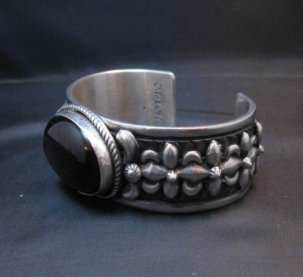Image 4 of Navajo Native American Onyx Silver Bracelet, Darryl Becenti