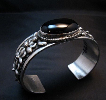 Image 1 of Large Navajo Native American Onyx Silver Bracelet, Darryl Becenti