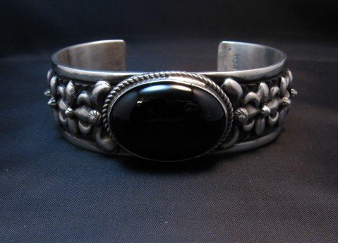 Image 4 of Large Navajo Native American Onyx Silver Bracelet, Darryl Becenti