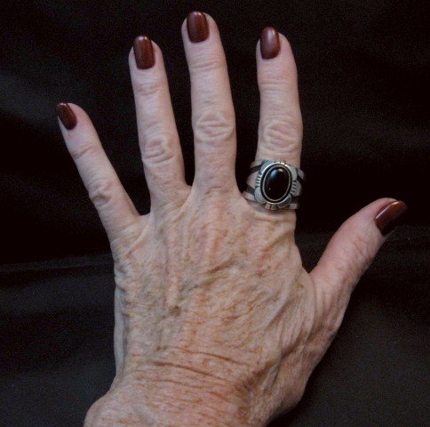 Image 4 of Navajo Cooper Willie Black Onyx Silver Ring Sz10
