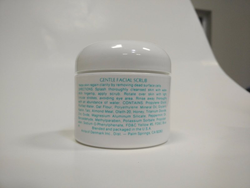 Visit AmericanPharmaWholesale.com for over 100,000 items of Health & Beauty at Retail@Wholesale prices.