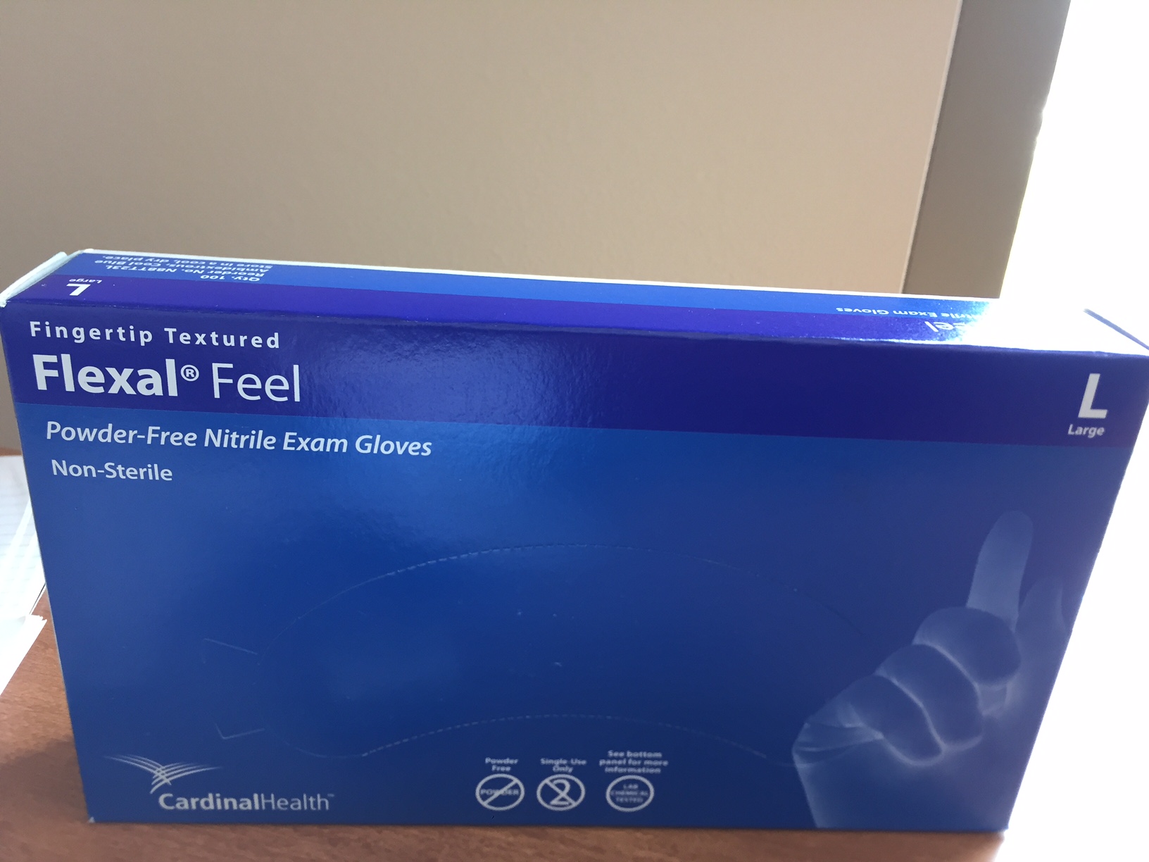 Flexal® Feel Nitrile Exam Gloves Large, Powder-Free, Textured Fingertips <Br>Item #: 55N88Tt23L Manufacturer: Cardinal Health Hcpcs: A4927<Br>Nitrile Exam Gloves Offer Natural Fit Feel And Very Comfor