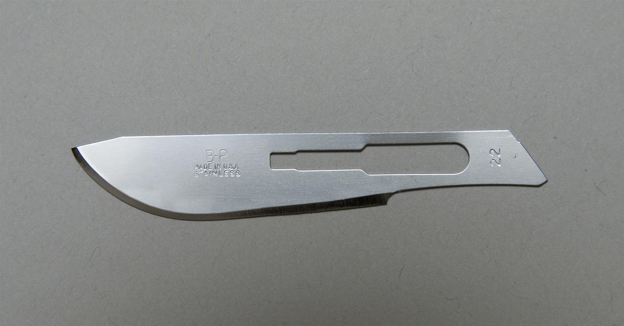 Aspen Bard-Parker Stainless Steel Blades Case 371222 By Aspen Sur
