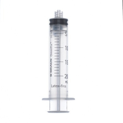 B.Braun Omnifix Syringes/Syringes With Needles 4617207V-02 One Ca