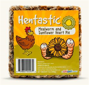 Hentastic Mealworm & Sunflower Heart Pie By Unipet USA