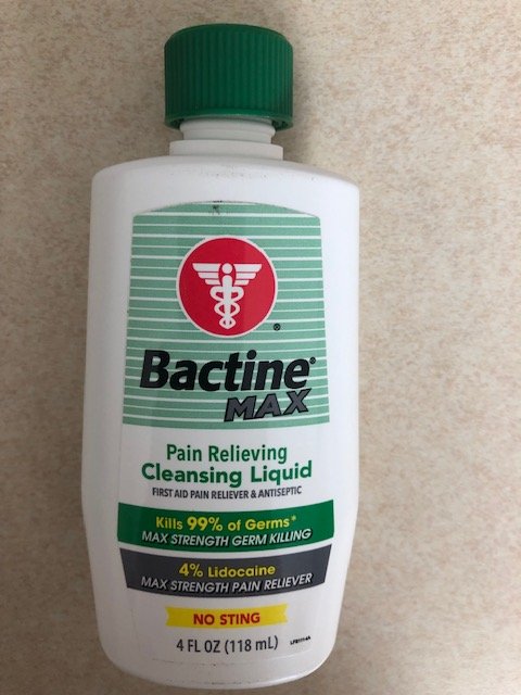 Bactine Max Pain Relieving Cleansing Liquid 4 oz . One Bottle