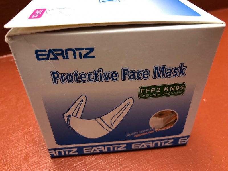 Protective Face KN95 Elastic Ear-Loop mask FFP2 KN95 BFE>95% One Box of 5- Masks