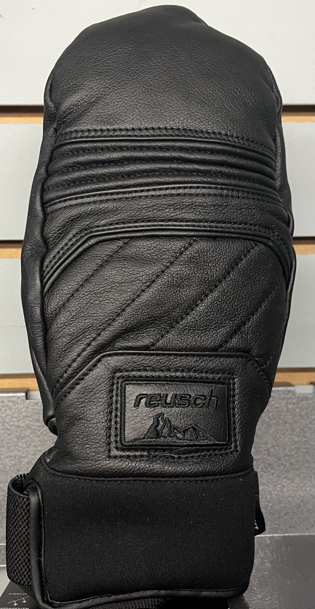 Image 0 of REUSCH MENS LEGACY R-TEX&reg; XT MITTENS, BLACK - 2027
