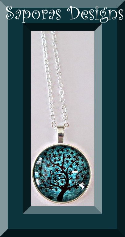 Image 0 of Black & Green Tree Of Life Design Necklace With Silver Tone Finish
