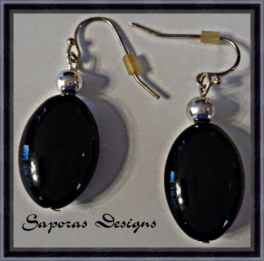 Image 0 of Silver Tone Dangle Earrings With Black & Silver Tone Beads Simple Style