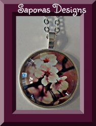 Silver Tone Pink Flower / Floral Design Necklace
