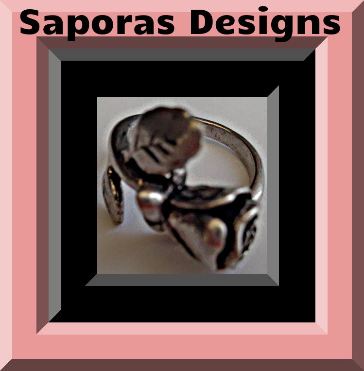Image 0 of Size 5 Vintage Silver Tone Flower / Rose Design Ring