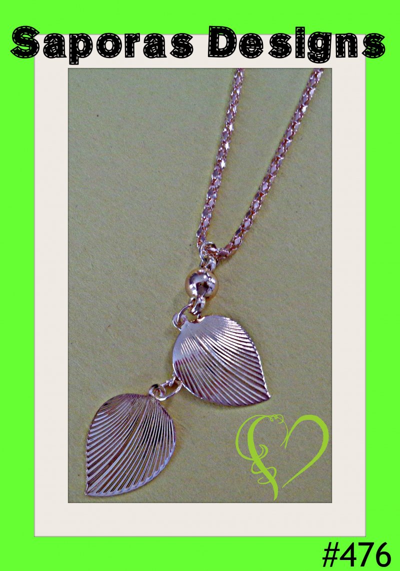 Image 0 of Gold Tone Leaf Design Necklace