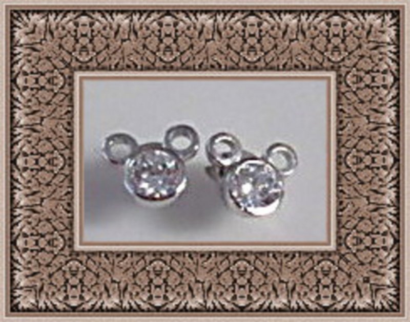 Image 0 of 925 Sterling Silver Disney Mickey Mouse Design Stud Earrings With Clear Crystals