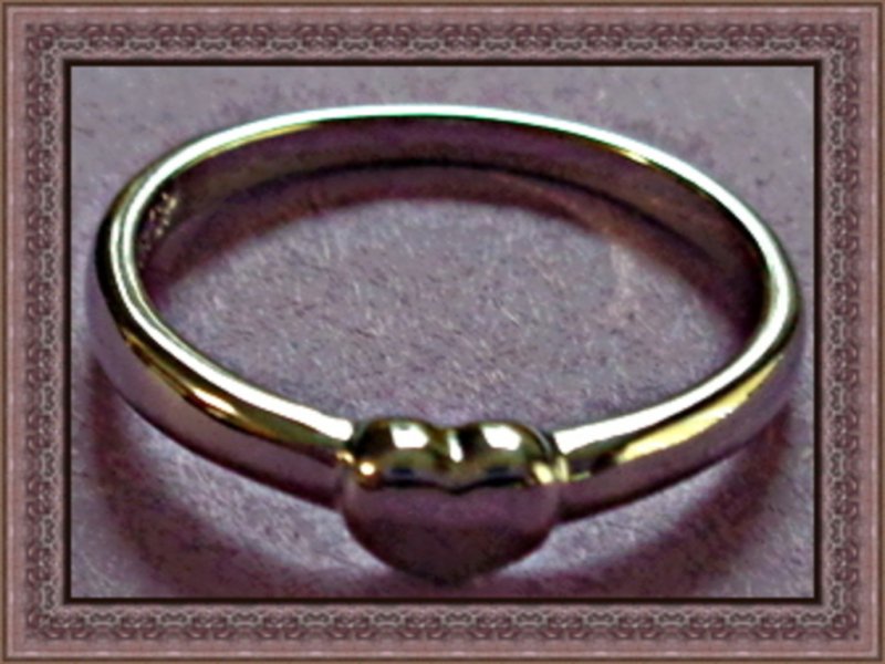 Image 0 of 18KRP Heart Design Band Ring 