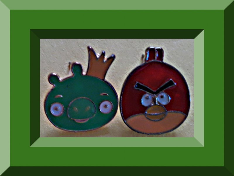 Image 0 of Angry Birds Design Stud Earrings With Gold Tone Finish