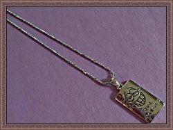 18KRP Our Love Will With Smiling Face Design Necklace