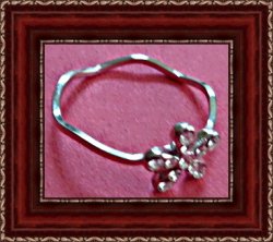 Silver Tone Flower Design Ring Size 5.5 With Clear Crystals