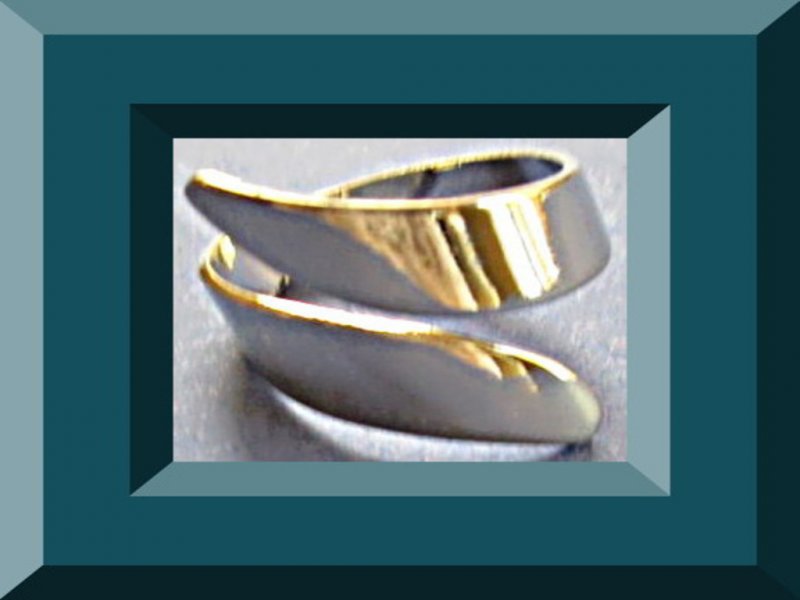Image 0 of Silver Tone Ocean Wave Design Ring Size 9.5 Unisex