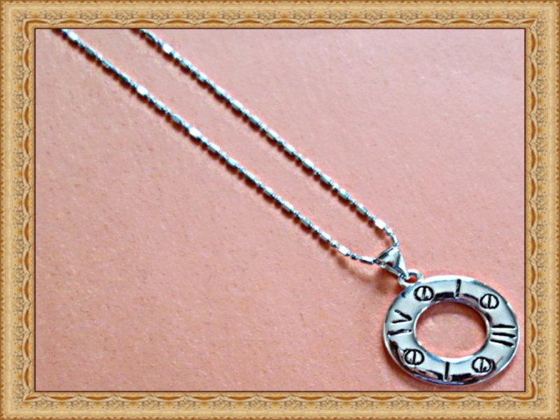 Image 0 of 18KRP Roman Numeral Design Necklace Unisex