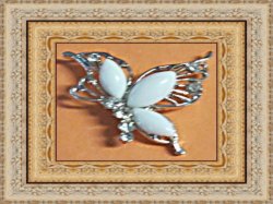 Silver Tone Butterfly Design Brooch With White Beads & Clear Crystals