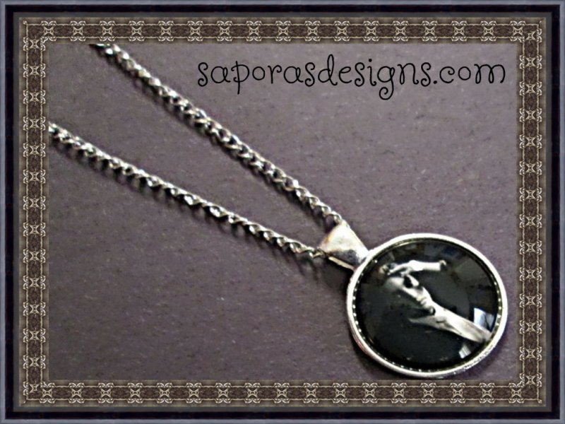 Image 0 of Silver Tone Elvis Design Necklace 